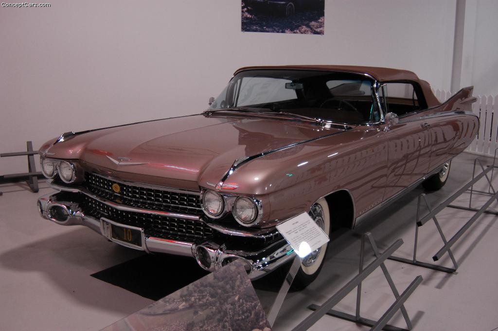 1959_Cadillac_Eldorado_Biarritz_convertible_aaca_02