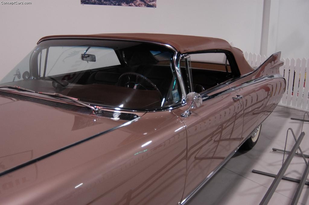 1959_Cadillac_Eldorado_Biarritz_convertible_aaca_03
