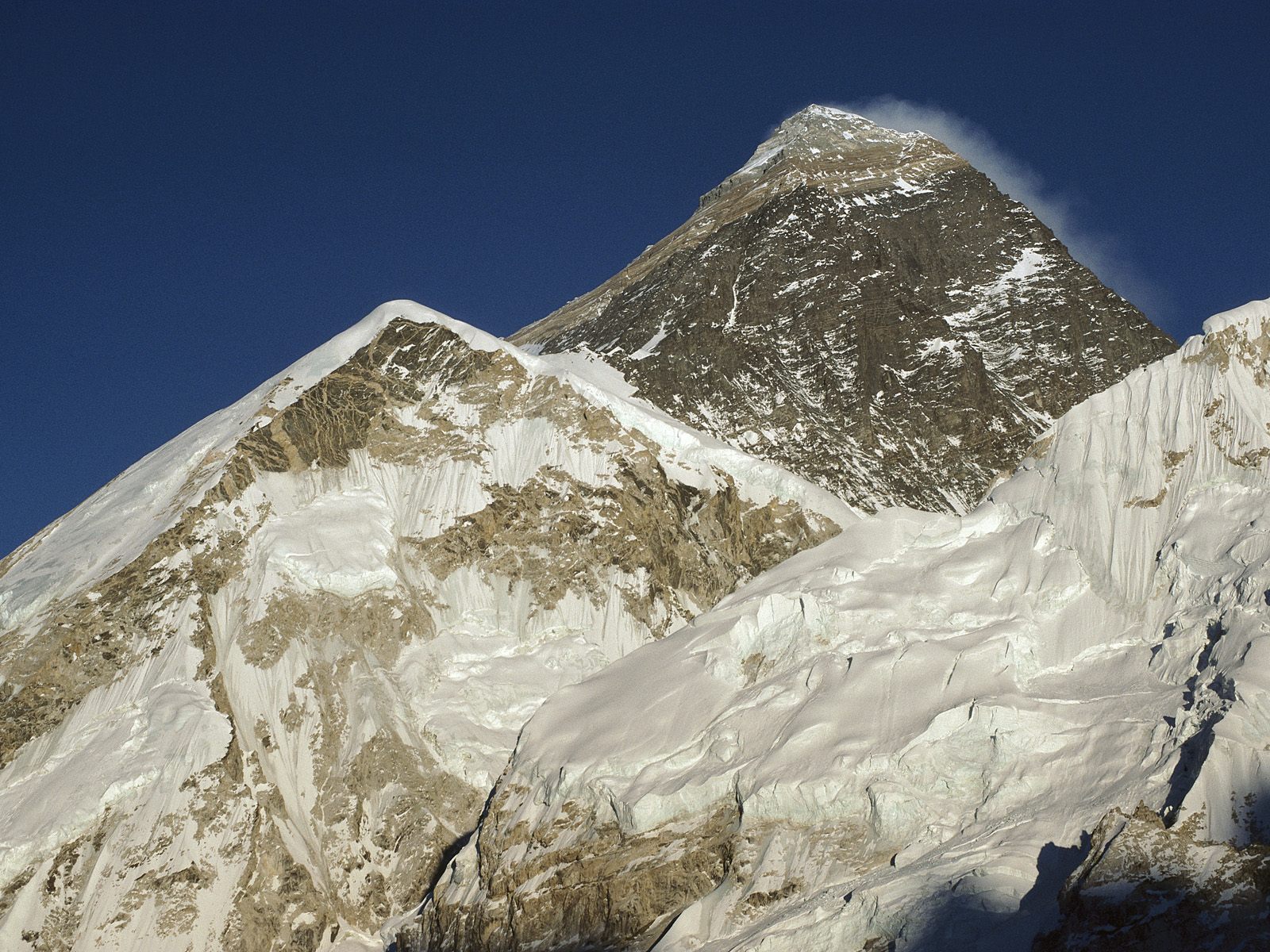 Everest_at_Dusk_From_Kala_Pattar_Khumbu_Nepal